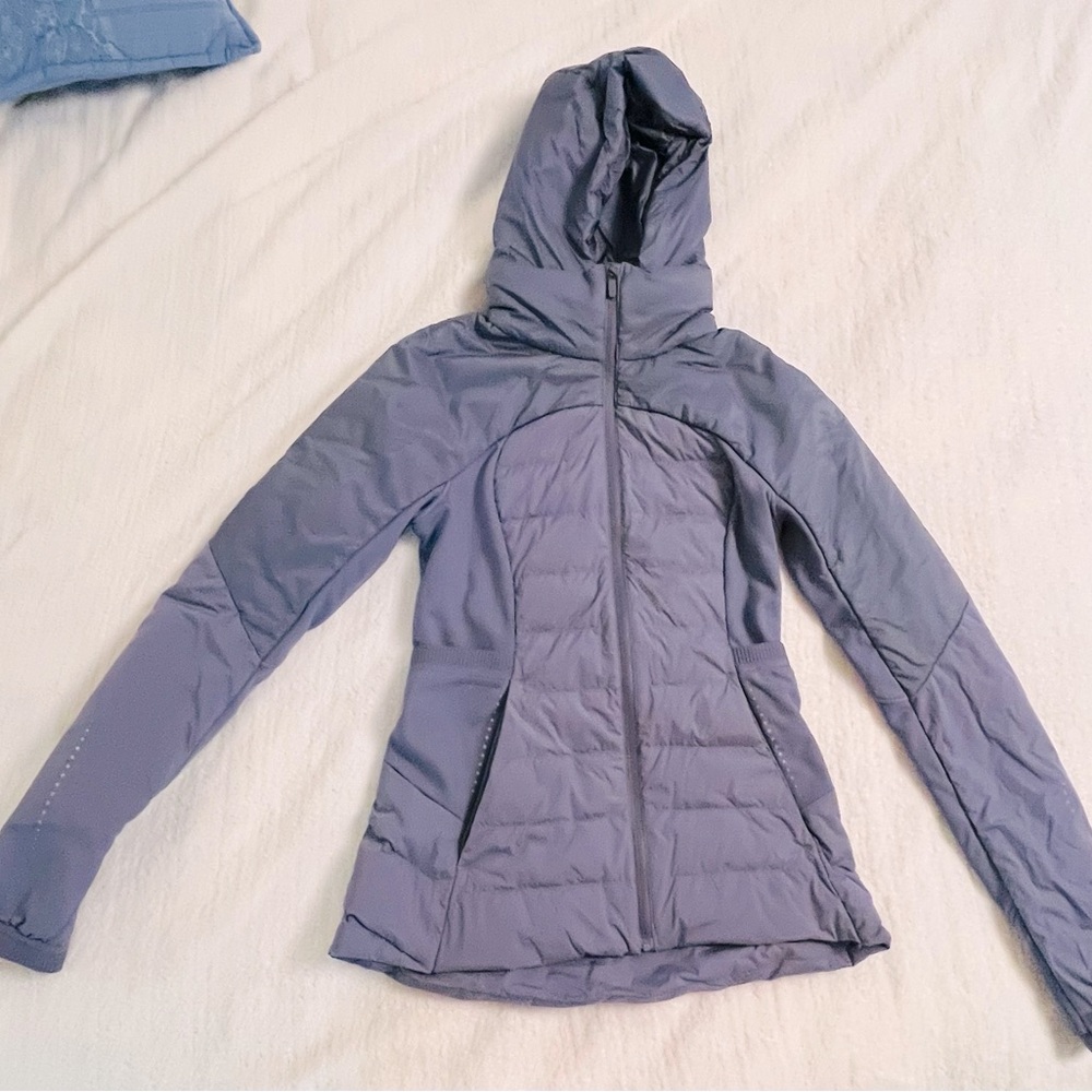 EUC Lululemon Down for it All jacket